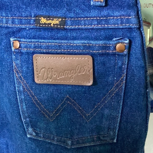 Boys Youth Wrangler Jeans - Picture 5 of 9